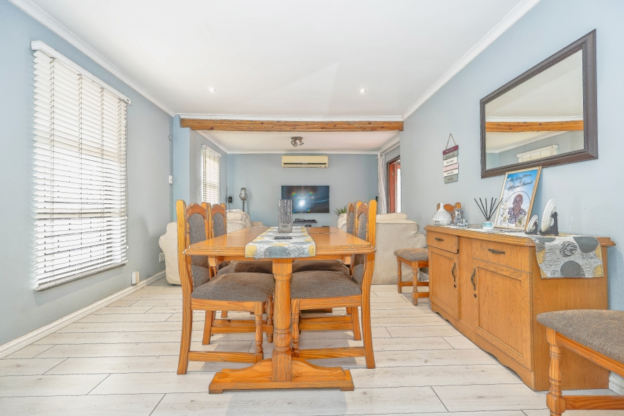 3 Bedroom Property for Sale in Highbury Western Cape